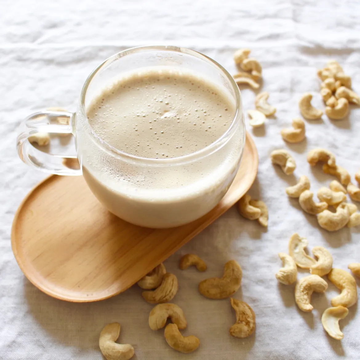 Silk Unsweetened Cashew Milk - Image 4